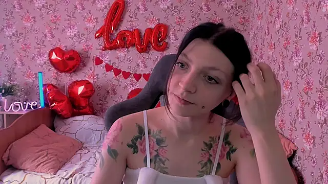 Lolly Haze online show from 02/13/26, 05:36