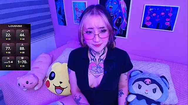 Snapshot of Miwa_violet chatting on 02/20/26, 05:37 Miwa violet online show from 02/20/26, 05:37