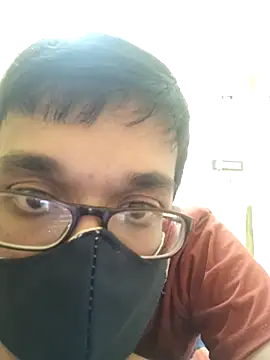 Snapshot of THE_NAKED_BOY chatting on 02/19/25, 05:27 THE NAKED BOY online show from 02/19/25, 05:27