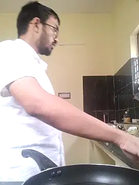 Snapshot of THE_NAKED_BOY chatting on 09/11/25, 07:19 THE NAKED BOY online show from 09/11/25, 07:19