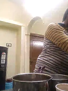 Snapshot of THE_NAKED_BOY chatting on 09/12/25, 01:00 THE NAKED BOY online show from 09/12/25, 01:00