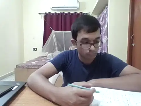 Snapshot of THE_NAKED_BOY chatting on 09/14/25, 03:38 THE NAKED BOY online show from 09/14/25, 03:38