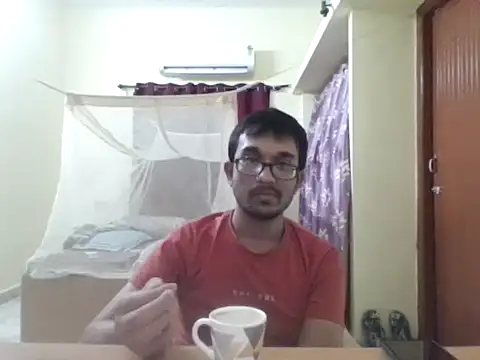 Snapshot of THE_NAKED_BOY chatting on 09/30/25, 01:16 THE NAKED BOY online show from 09/30/25, 01:16