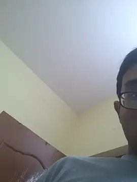 Snapshot of THE_NAKED_BOY chatting on 12/02/25, 09:03 THE NAKED BOY online show from 12/02/25, 09:03