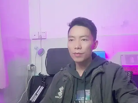 xhqds online show from 01/01/25, 01:16