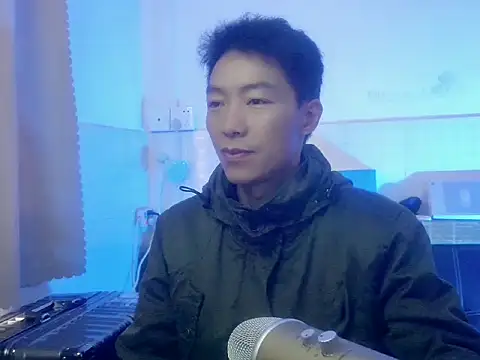 xhqds online show from 02/07/25, 09:26