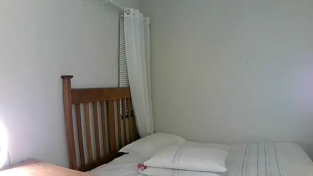 Miahotmilf online show from 03/08/25, 05:54