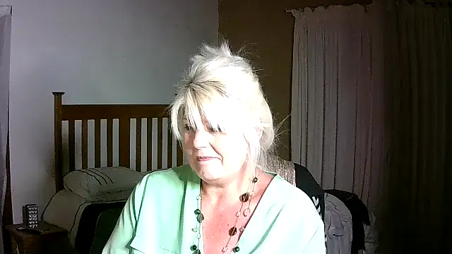 Miahotmilf online show from 11/22/25, 07:24