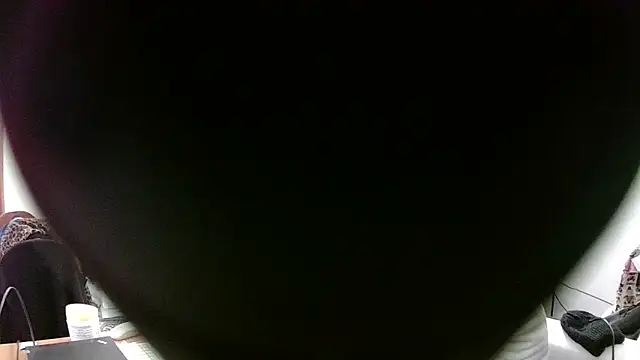 Snapshot of Miahotmilf chatting on 06/16/26, 06:10 Miahotmilf online show from 06/16/26, 06:10