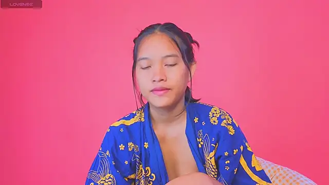 Natsu   online show from 01/03/25, 01:59