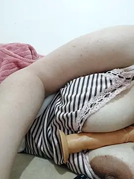 Snapshot of Diana-sexy chatting on 03/12/25, 01:03 Diana-sexy online show from 03/12/25, 01:03