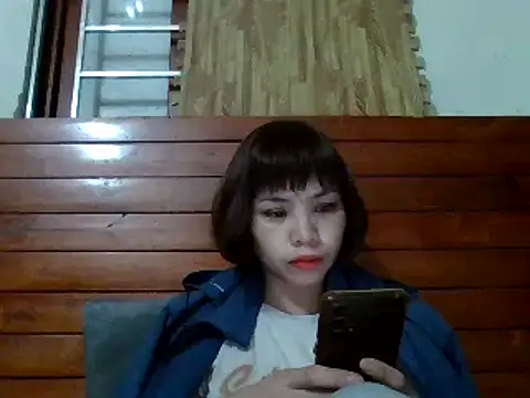 Angela-Eira online show from 03/05/25, 08:53