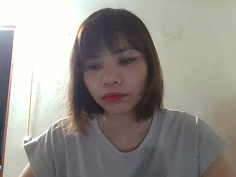 Angela-Eira online show from 10/05/25, 08:51