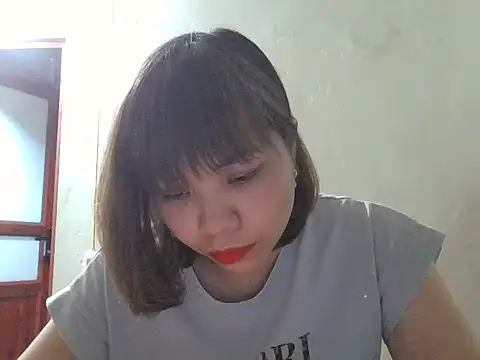 Angela-Eira online show from 10/29/25, 09:22