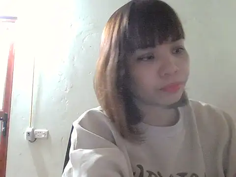 Angela-Eira online show from 11/30/25, 11:42