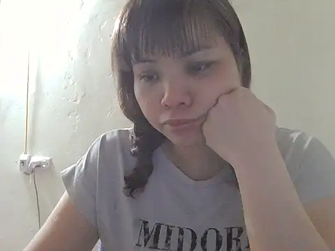 Angela-Eira online show from 04/03/26, 11:41