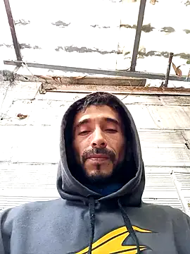 weedmanhot28 online show from 10/18/25, 08:09