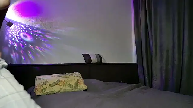 MazzyDoll online show from 11/24/25, 04:01