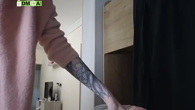 KawaiiNullify online show from 11/21/25, 03:27