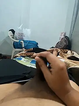 Snapshot of 143n143143 chatting on 12/13/25, 07:53 143n143143 online show from 12/13/25, 07:53