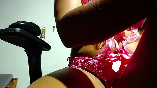 MielSquirt online show from 10/04/25, 09:18