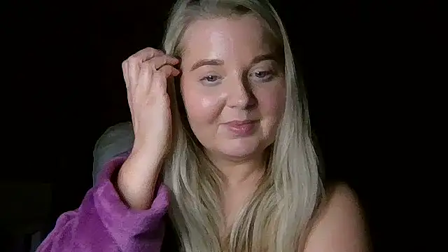 Jessica69G online show from 04/22/26, 08:10