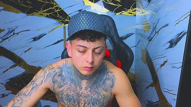 Kevin22 222 online show from 11/12/25, 04:57