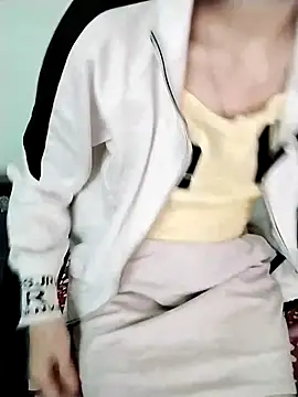 Luxcute286 online show from 03/16/26, 01:11