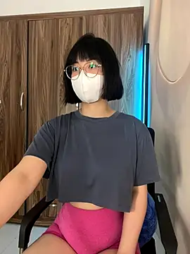 Baby Claraa online show from 09/18/25, 07:32