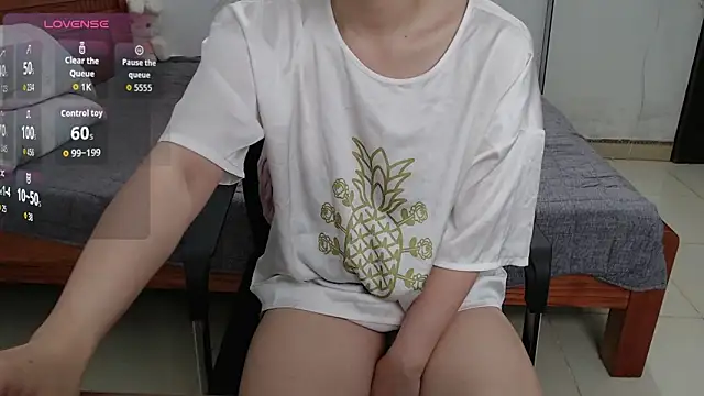 Baby Claraa online show from 03/22/26, 05:11