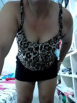 Snapshot of Fulopp15 chatting on 12/20/24, 02:19 Fulopp15 online show from 12/20/24, 02:19