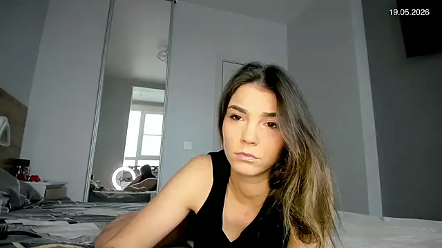 Snapshot of xxvsesss chatting on 05/19/26, 03:24 xxvsesss online show from 05/19/26, 03:24