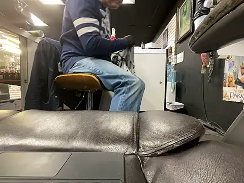 RawRyder8 online show from 12/24/24, 10:28