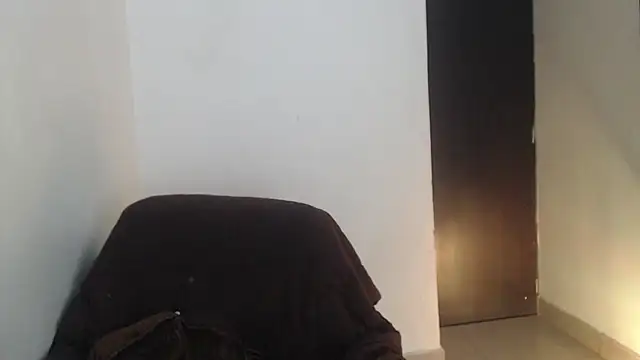 Snapshot of moritalatina chatting on 12/10/24, 02:17 moritalatina online show from 12/10/24, 02:17