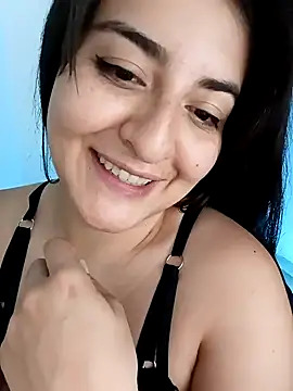 Snapshot of moritalatina chatting on 01/12/25, 08:47 moritalatina online show from 01/12/25, 08:47