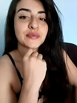 Snapshot of moritalatina chatting on 01/16/25, 10:44 moritalatina online show from 01/16/25, 10:44