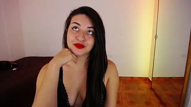 Snapshot of moritalatina chatting on 10/12/25, 04:50 moritalatina online show from 10/12/25, 04:50