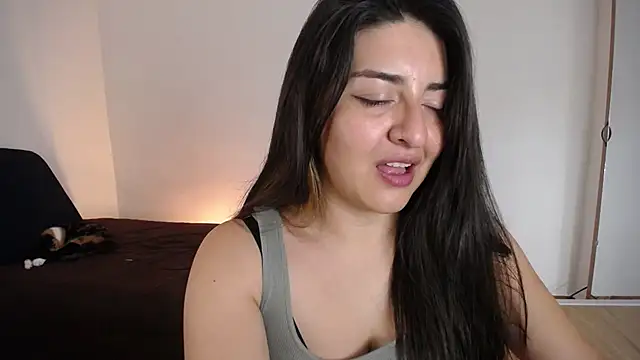 Snapshot of moritalatina chatting on 02/26/26, 09:47 moritalatina online show from 02/26/26, 09:47