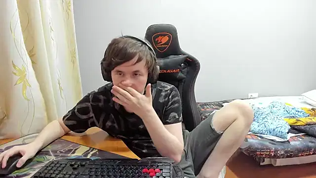 iliaskrislove online show from 09/26/25, 04:11