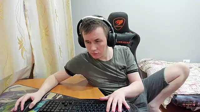 iliaskrislove online show from 11/13/25, 03:49