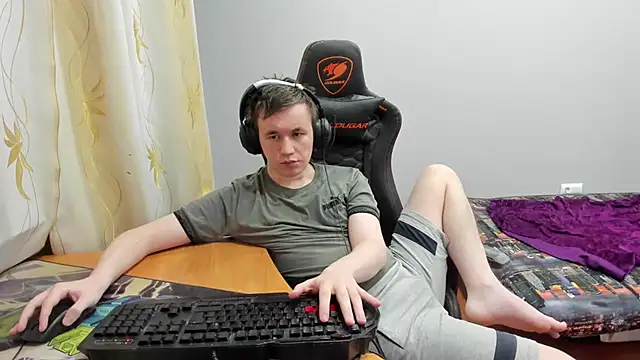 iliaskrislove online show from 12/20/25, 06:37