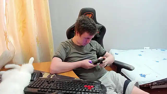 iliaskrislove online show from 01/17/26, 05:45