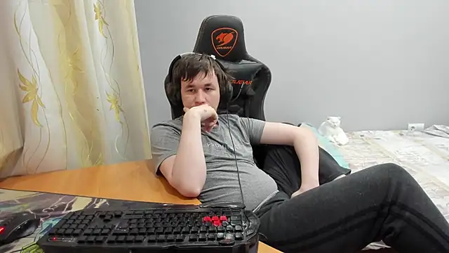 iliaskrislove online show from 03/19/26, 04:22