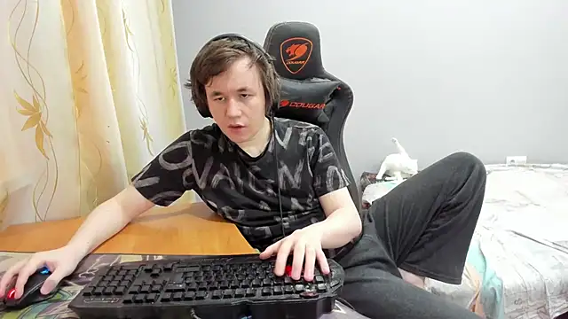 iliaskrislove online show from 04/01/26, 02:58