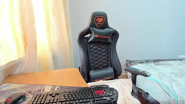 iliaskrislove online show from 04/08/26, 05:51