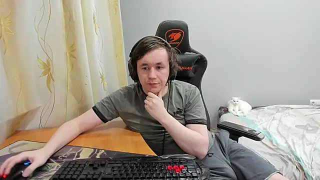 iliaskrislove online show from 04/12/26, 12:04