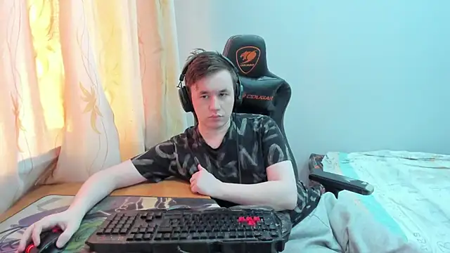iliaskrislove online show from 06/14/26, 12:19