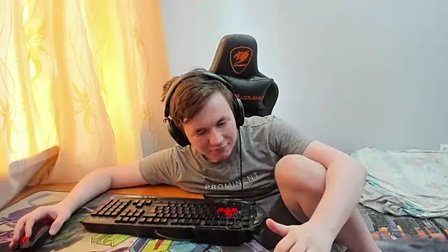 iliaskrislove online show from 06/17/26, 09:23