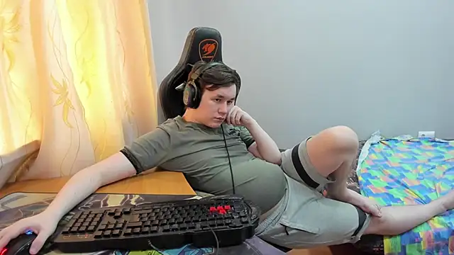 iliaskrislove online show from 07/19/26, 02:43