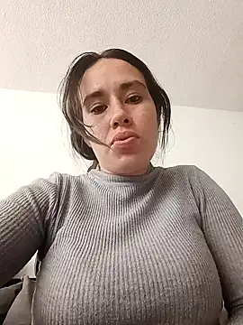Snapshot of Veeronica_Smith chatting on 12/13/24, 05:00 Veeronica Smith online show from 12/13/24, 05:00